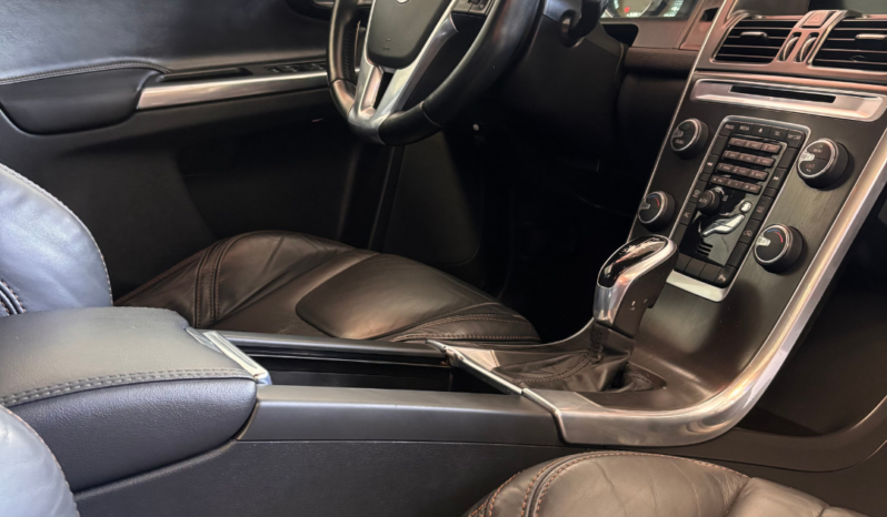 Volvo Xc60 2.0 T5 Drive-e Dynamic Cheio