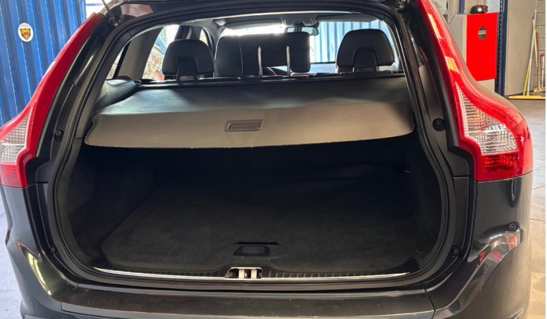 Volvo Xc60 2.0 T5 Drive-e Dynamic Cheio