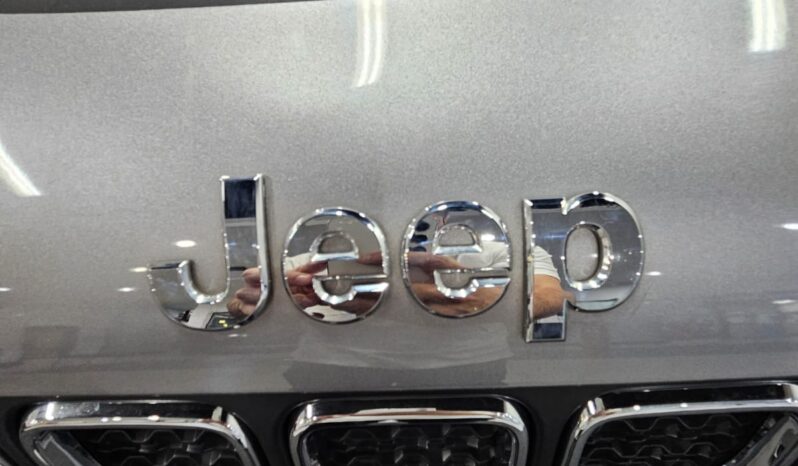 Jeep Renegade 1.8 flex longitude Cheio