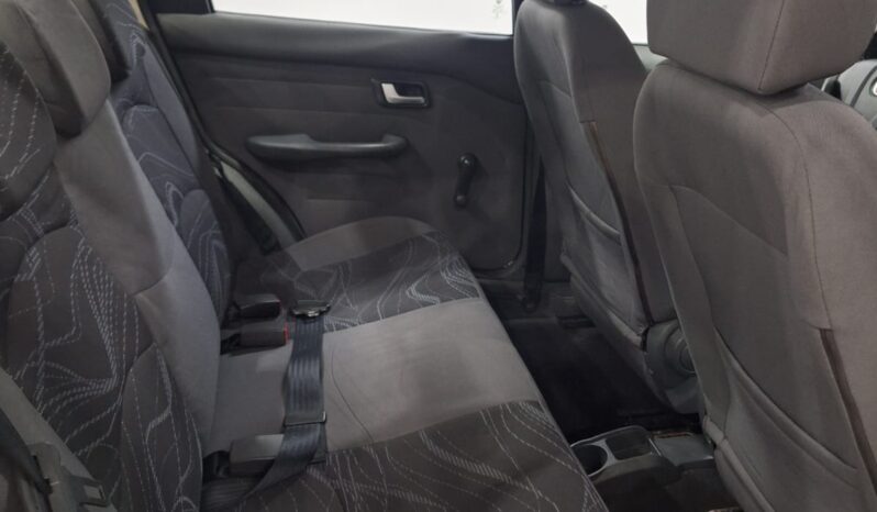 NISSAN LIVINA 1.8 S FLEX FUEI Cheio