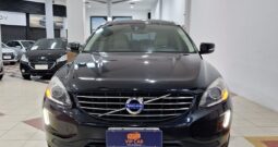 Volvo XC-60 2.0 T5 R DESIGN FWD