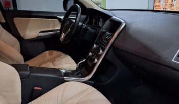 Volvo XC-60 2.0 T5 R DESIGN FWD Cheio