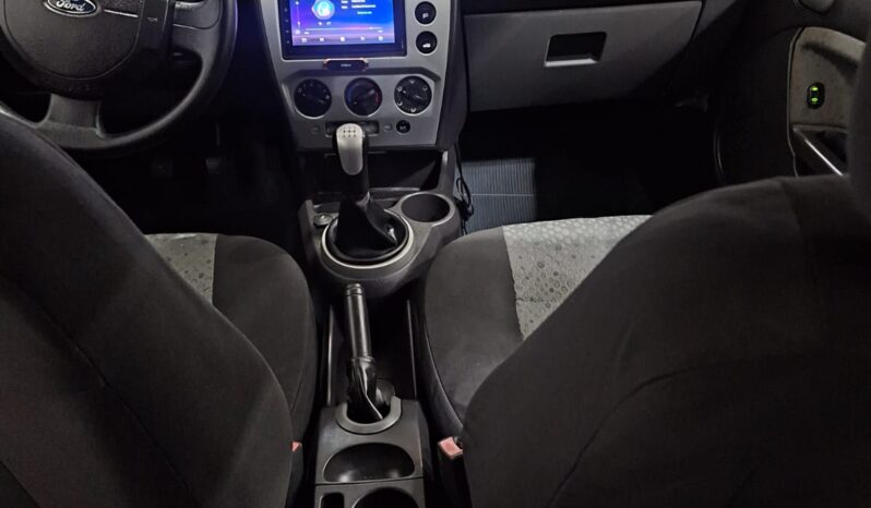 FORD FIESTA 1.6 FLEX Cheio